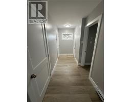 12 Cabot Street thumbnail 13