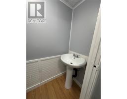 12 Cabot Street thumbnail 27