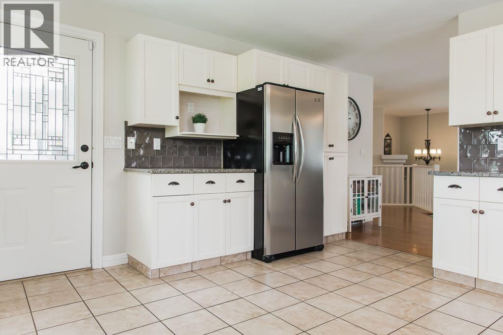 9629 Wedgewood Drive S - Image 17