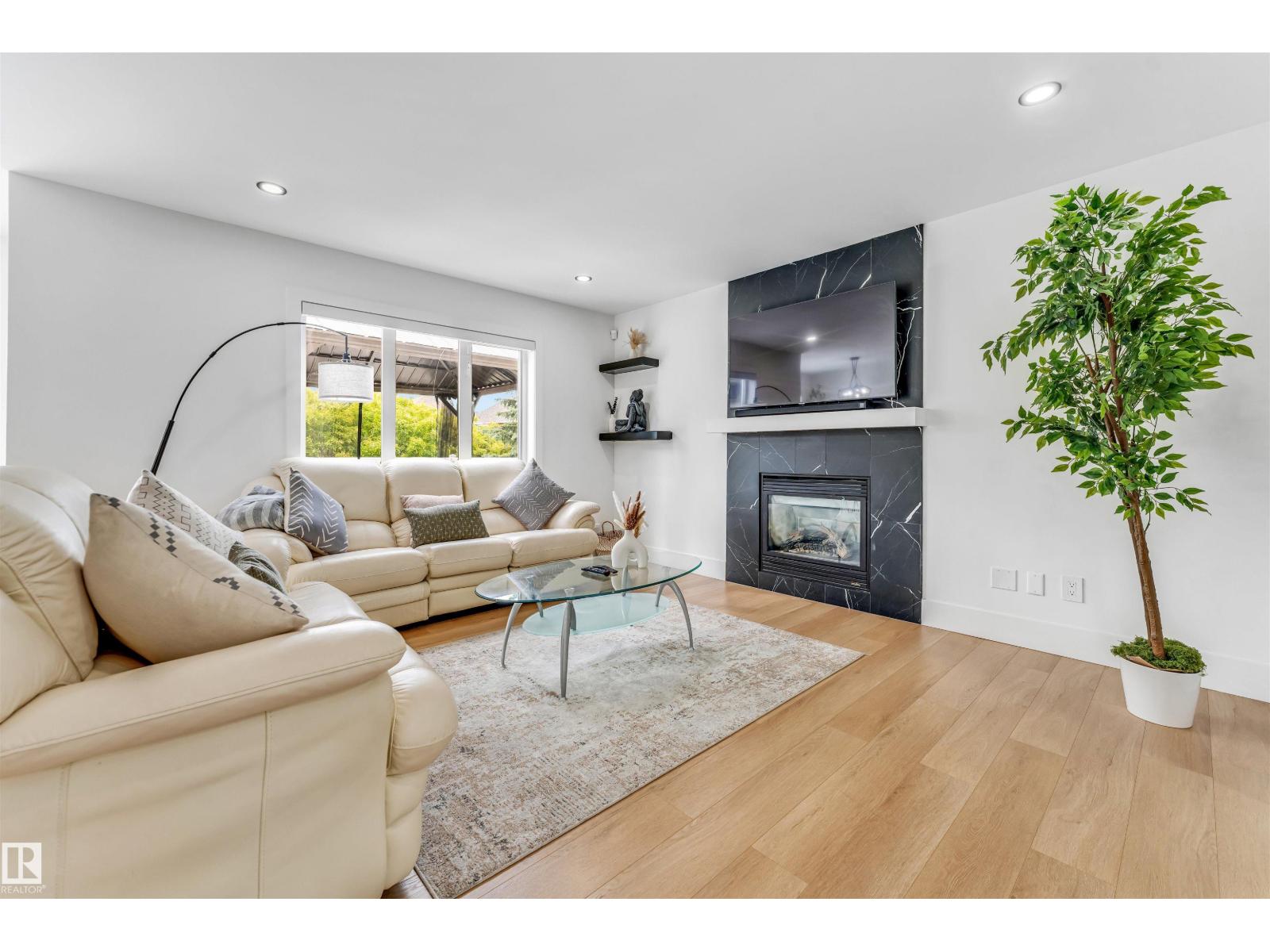 1218 87A Street SW - Image 5