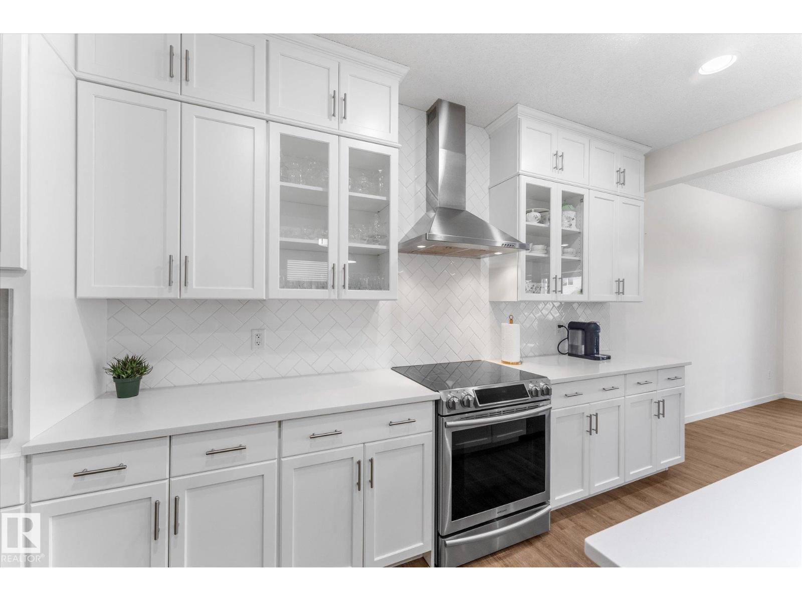 6116 175 AV NW - 14
