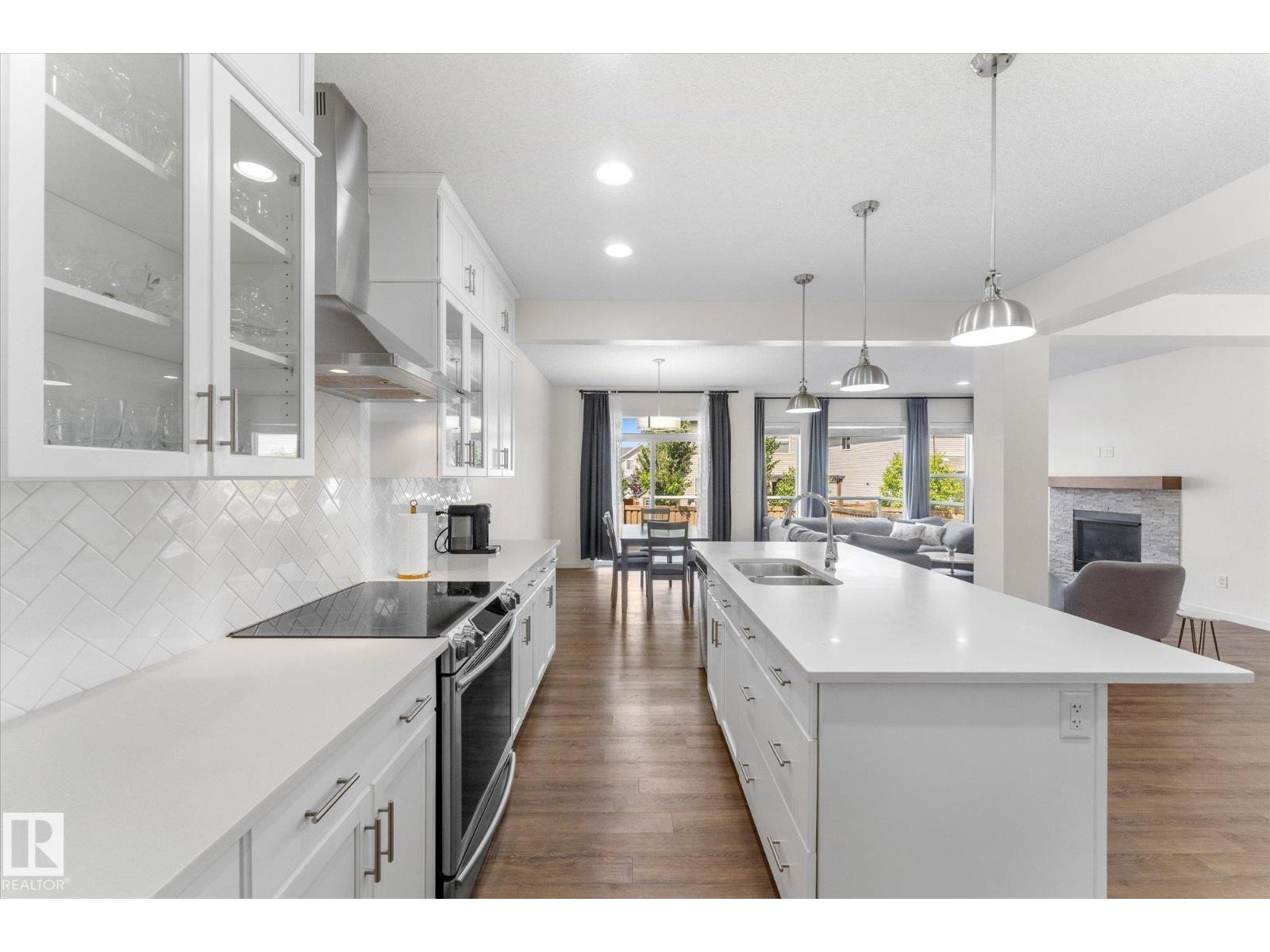 6116 175 AV NW - 15
