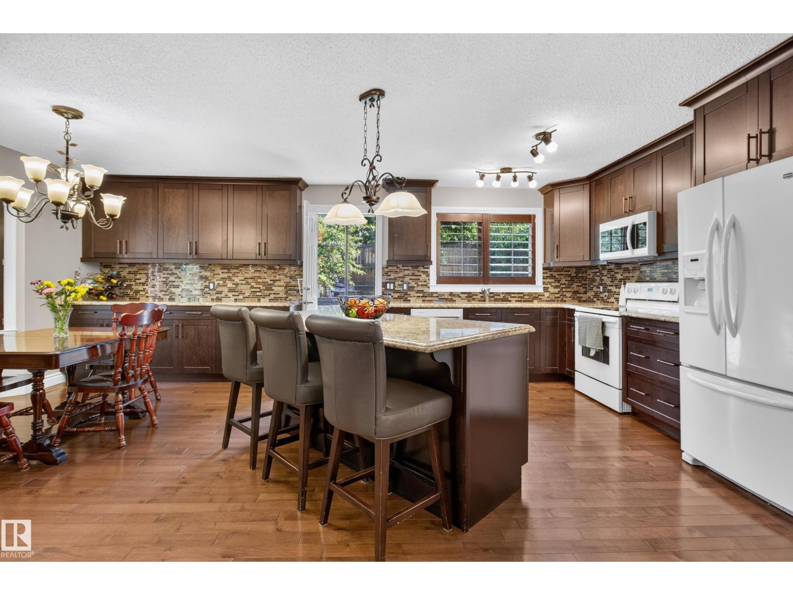 27 HIGHCLIFF RD - Image 14