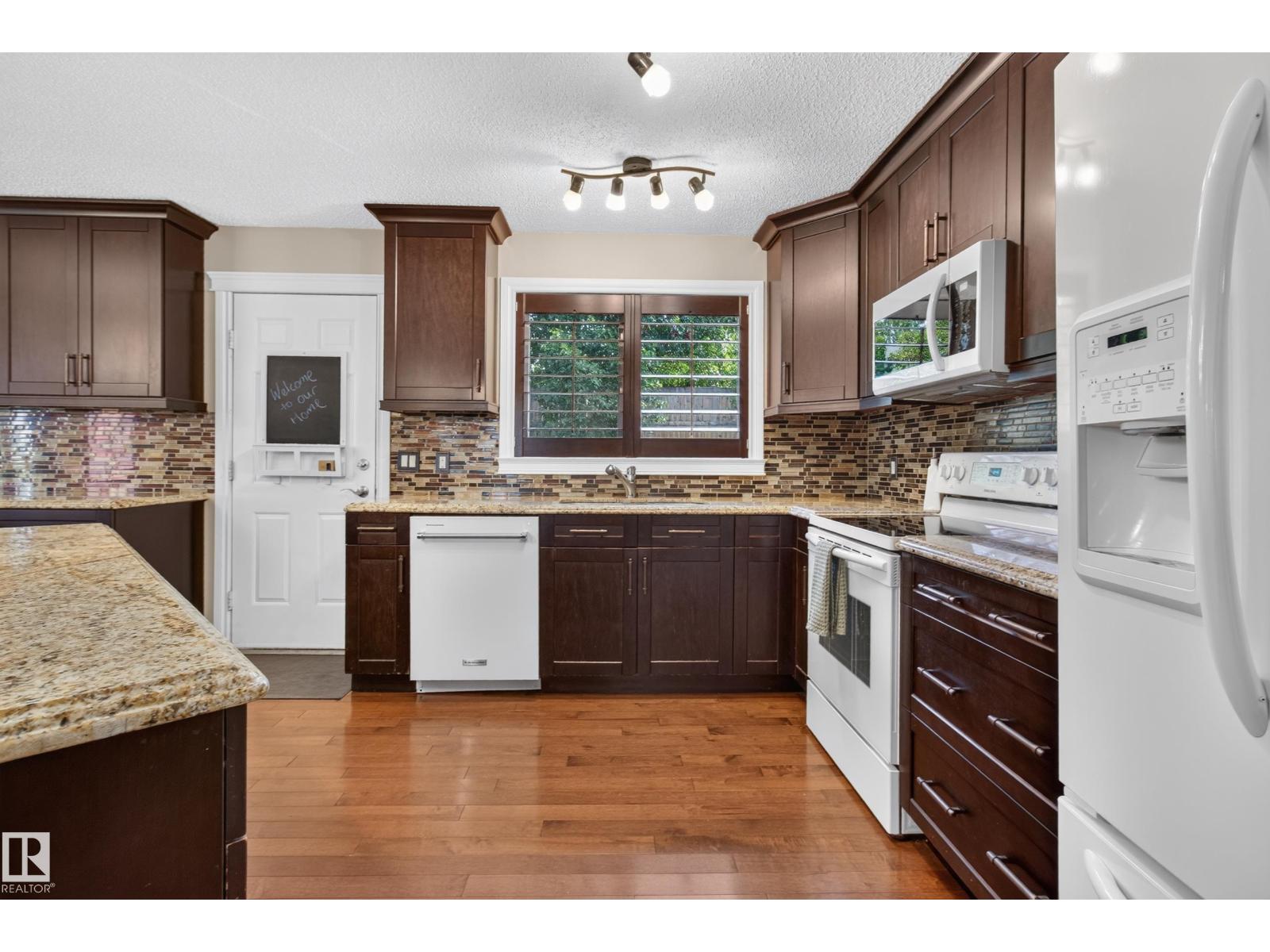 27 HIGHCLIFF RD - 19