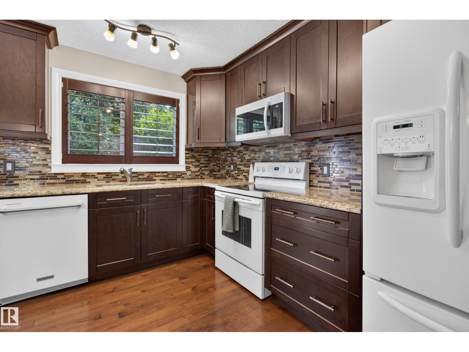 27 HIGHCLIFF RD - Image 21