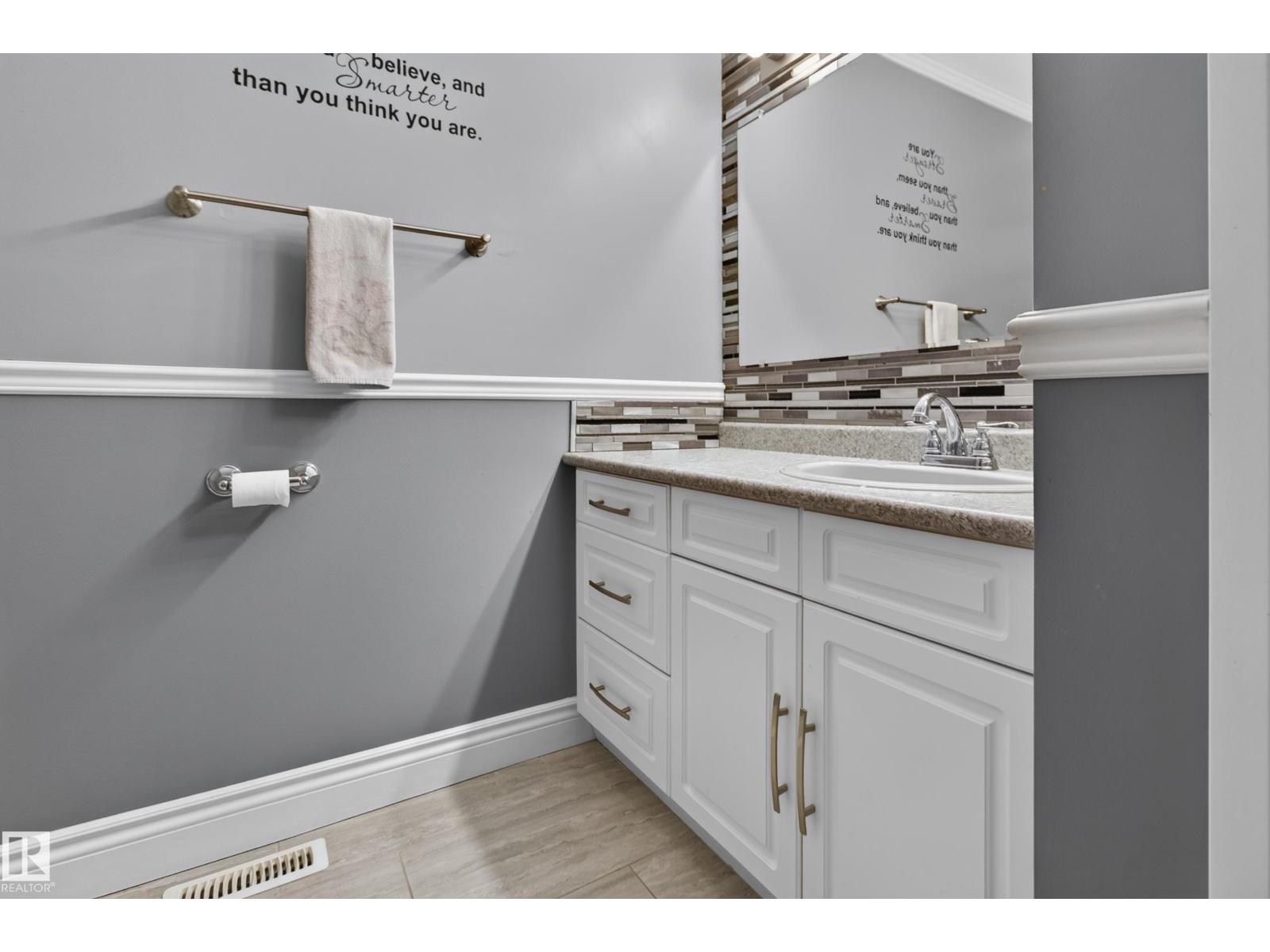 27 HIGHCLIFF RD - Image 34