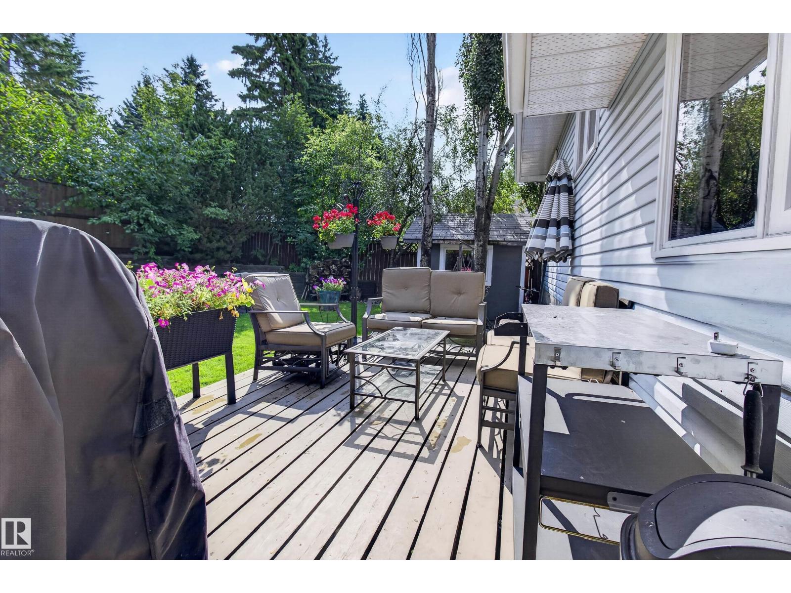 27 HIGHCLIFF RD - 54
