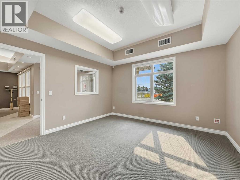 102 Strathaven Drive - Photo 5