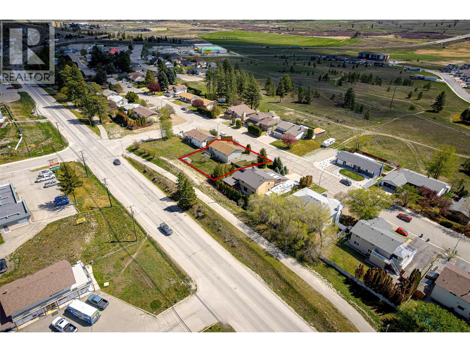 2475 Irvine Avenue - Image 51