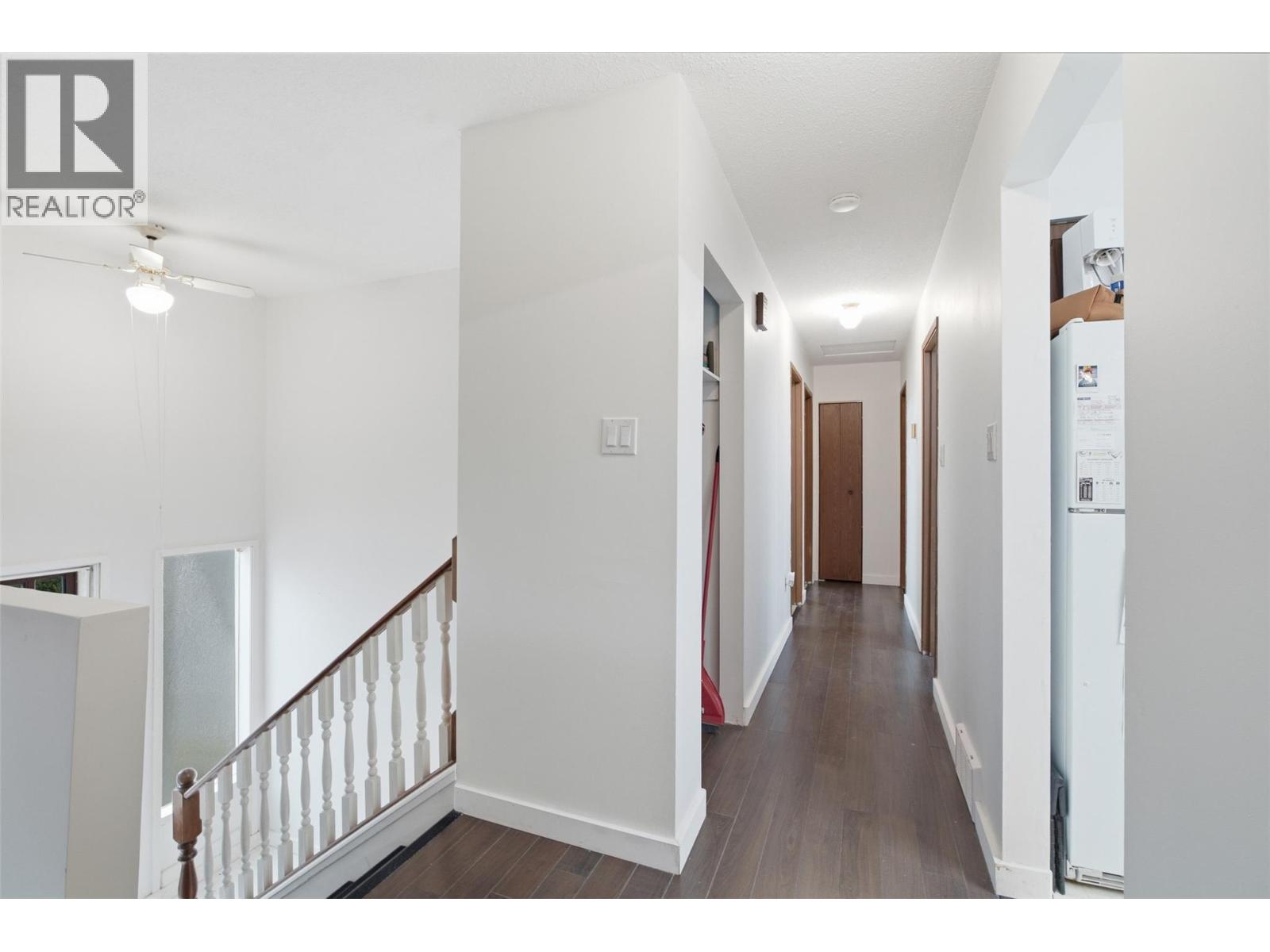 2475 Irvine Avenue - Image 12
