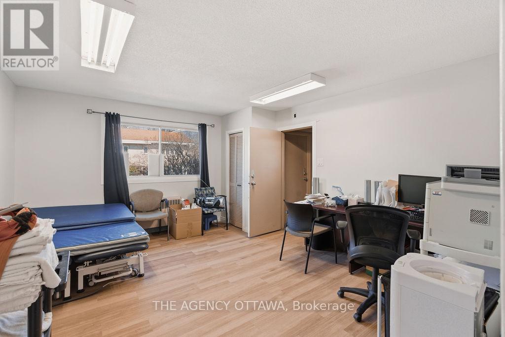 Office for Sale in Ottawa – 1310 WOODWARD AVENUE, Ottawa – MLS# X13087844 - Image 33