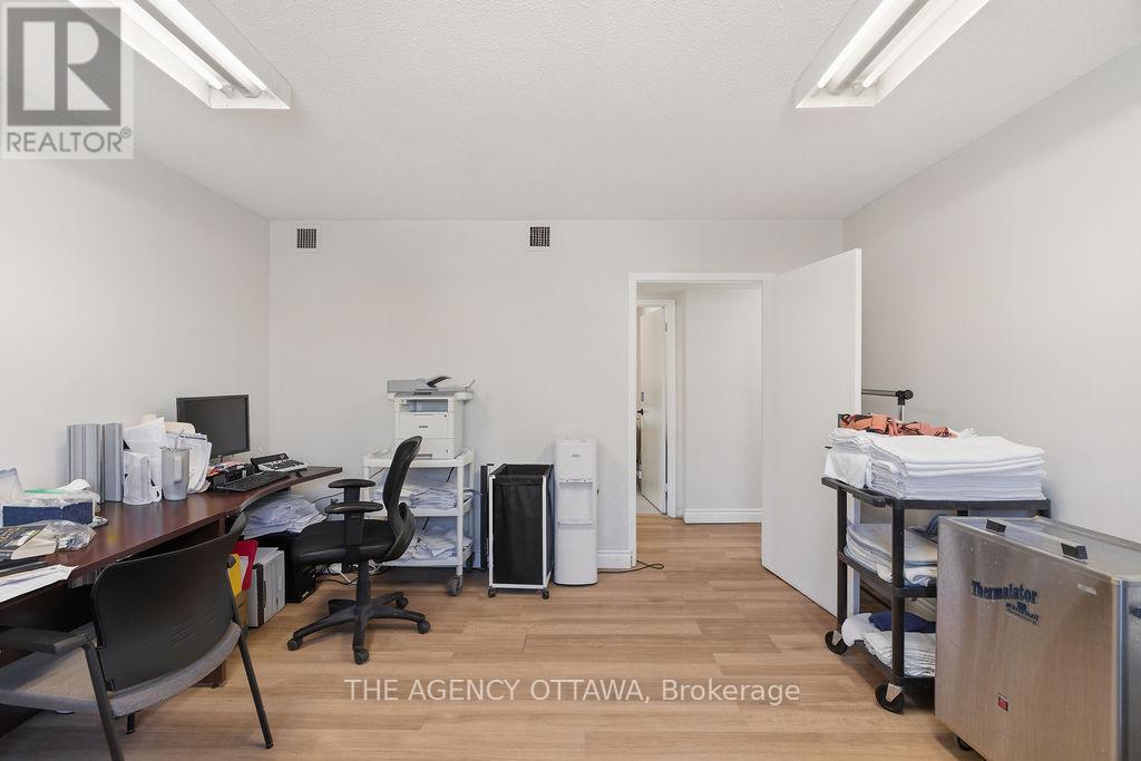 Office for Sale in Ottawa – 1310 WOODWARD AVENUE, Ottawa – MLS# X13087844 - Image 35