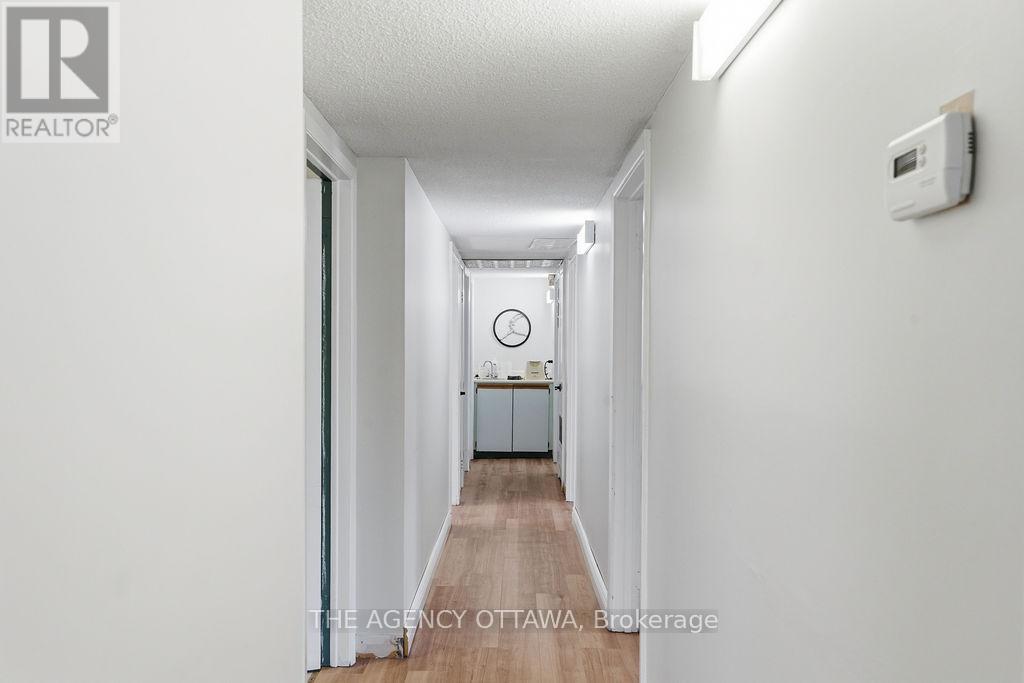 Office for Sale in Ottawa – 1310 WOODWARD AVENUE, Ottawa – MLS# X13087844 - Image 37