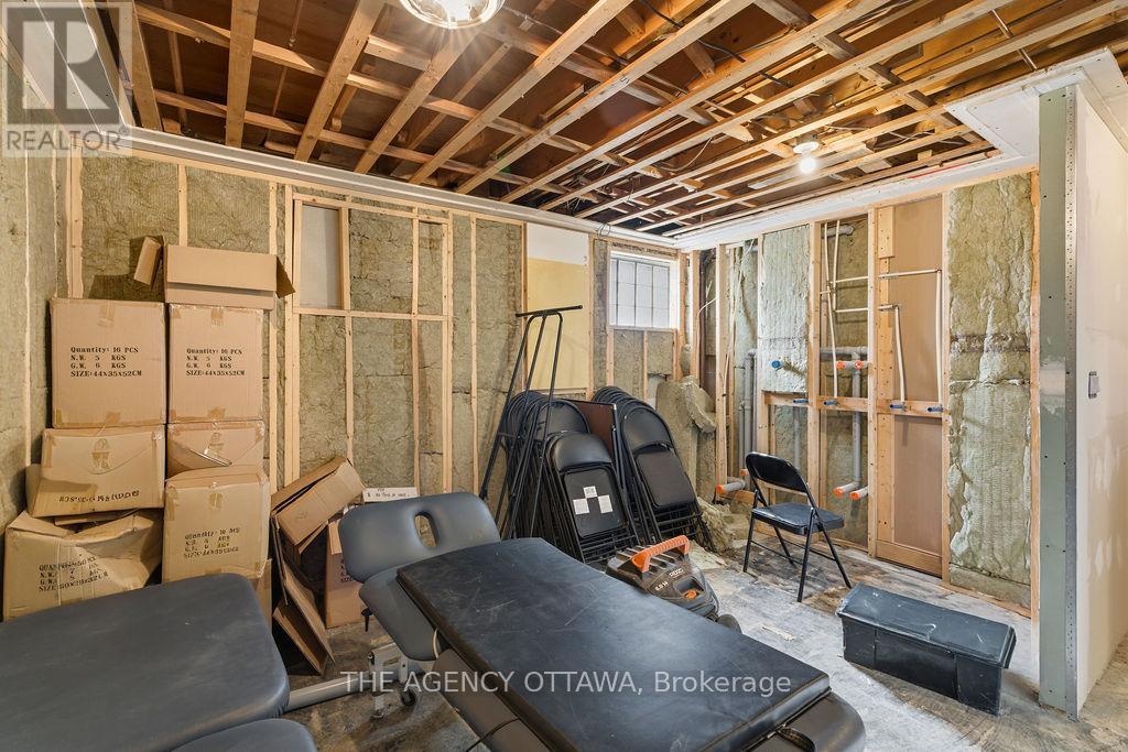 Office for Sale in Ottawa – 1310 WOODWARD AVENUE, Ottawa – MLS# X13087844 - Image 67