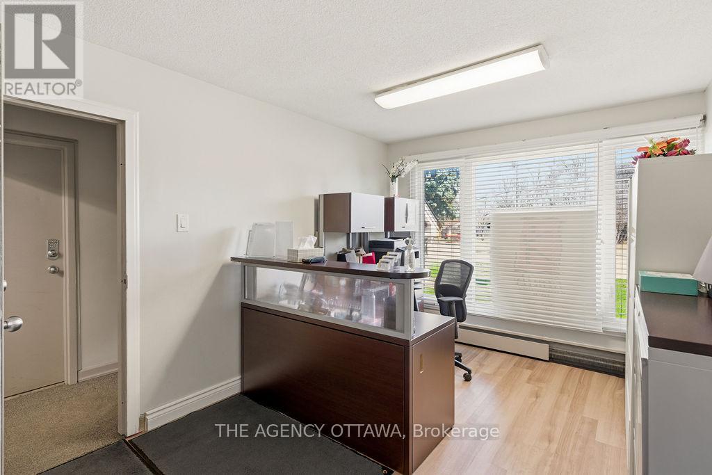 Office for Sale in Ottawa – 1310 WOODWARD AVENUE, Ottawa – MLS# X13087844 - Image 11