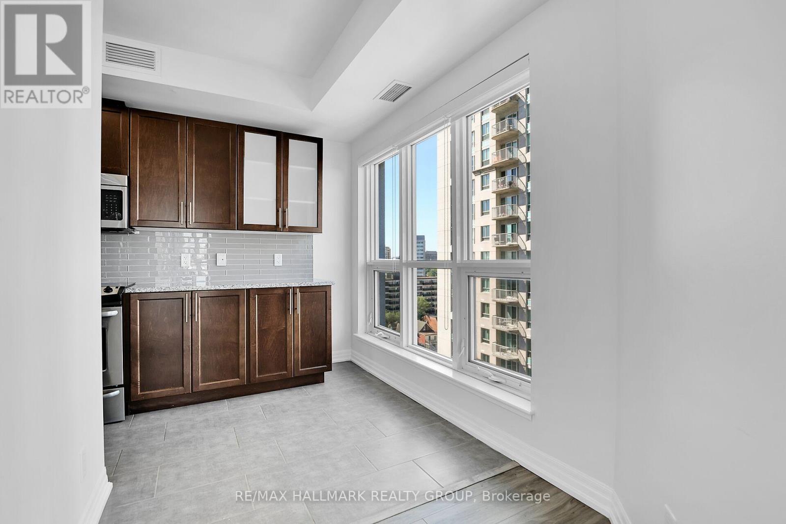 2 Bed, 2 Bath House for Sale in Ottawa – 1501 – 242 RIDEAU STREET, Ottawa – MLS# X13649628 - Image 19