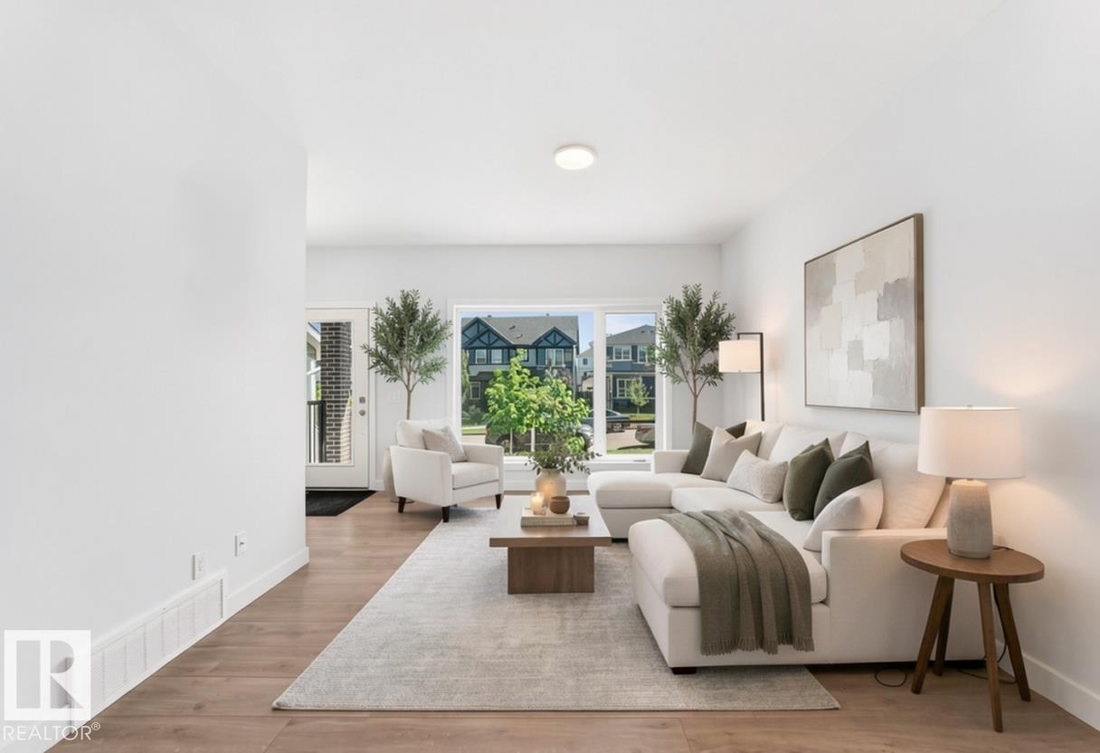 3816 CHRUSTAWKA PL SW - 1