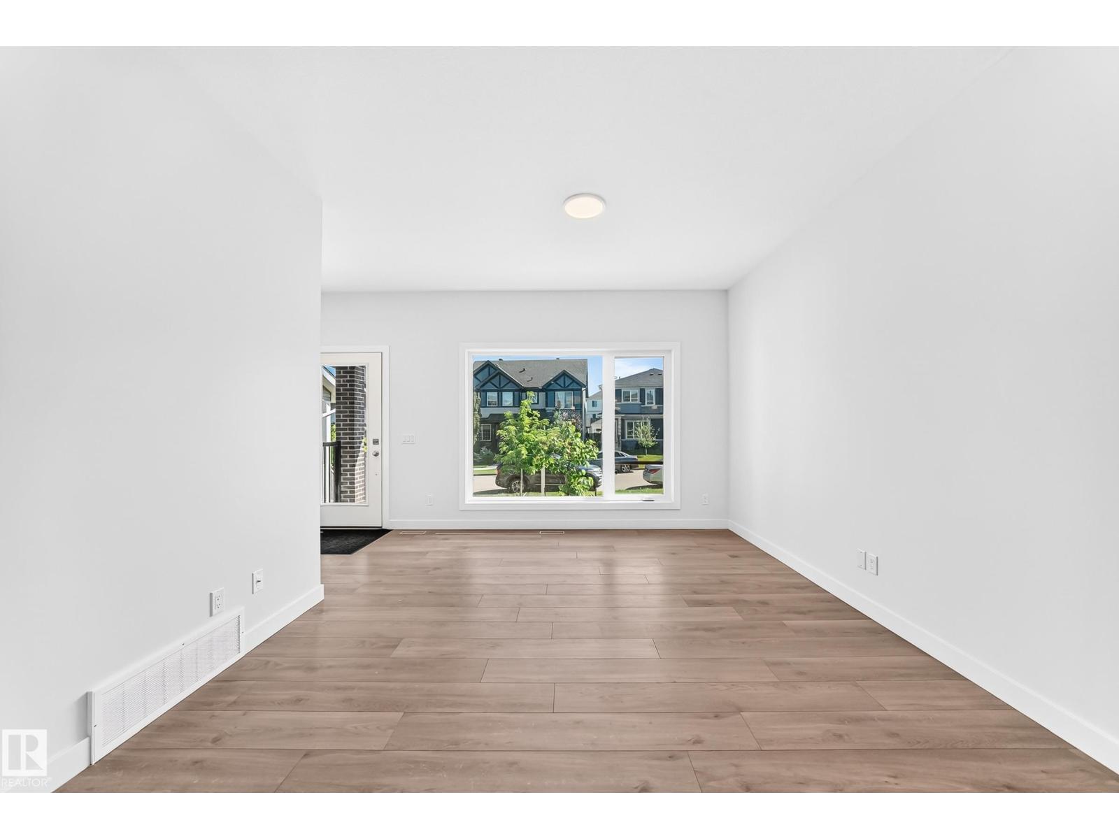 3816 CHRUSTAWKA PL SW - 10