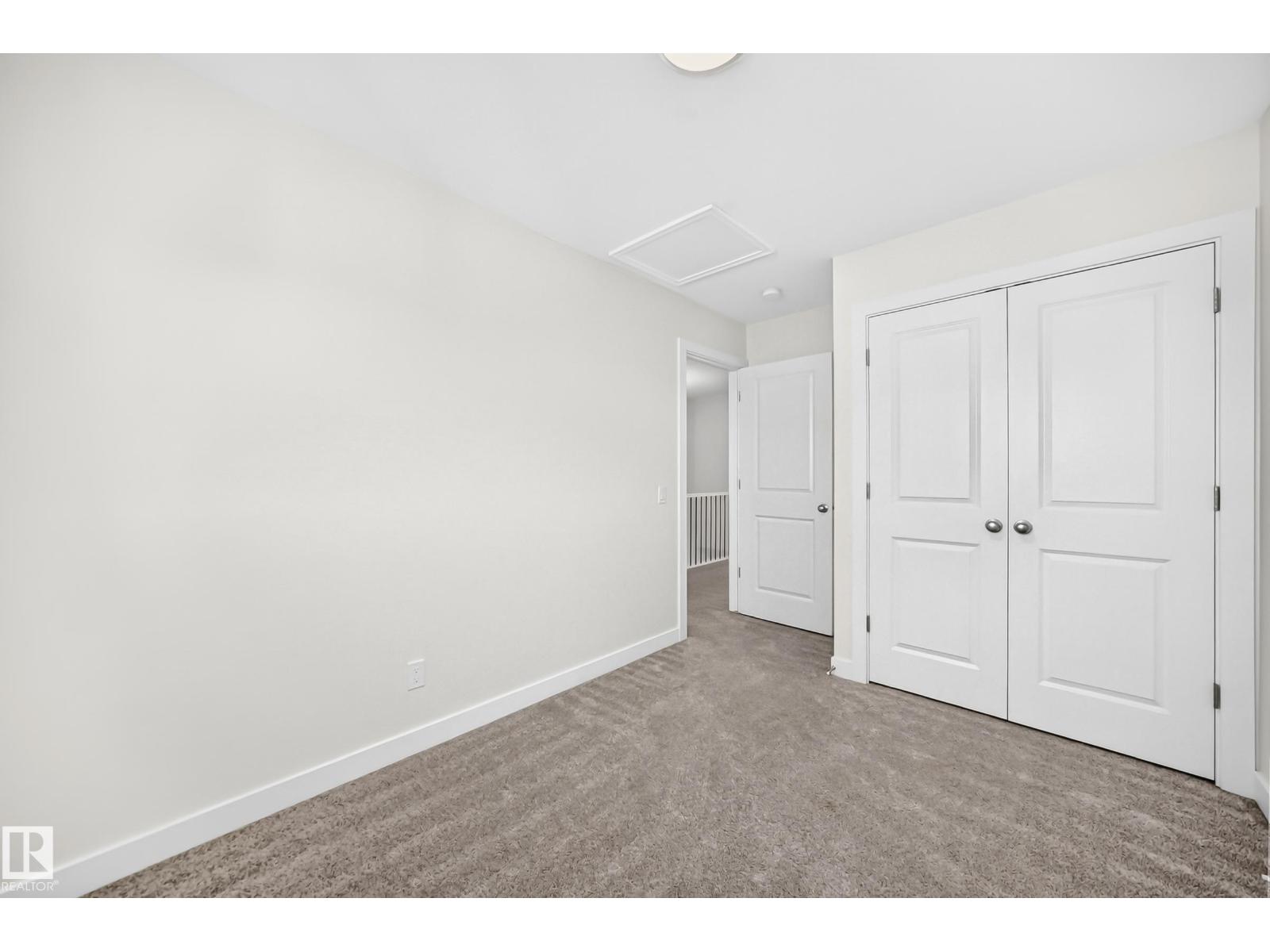 3816 CHRUSTAWKA PL SW - 38