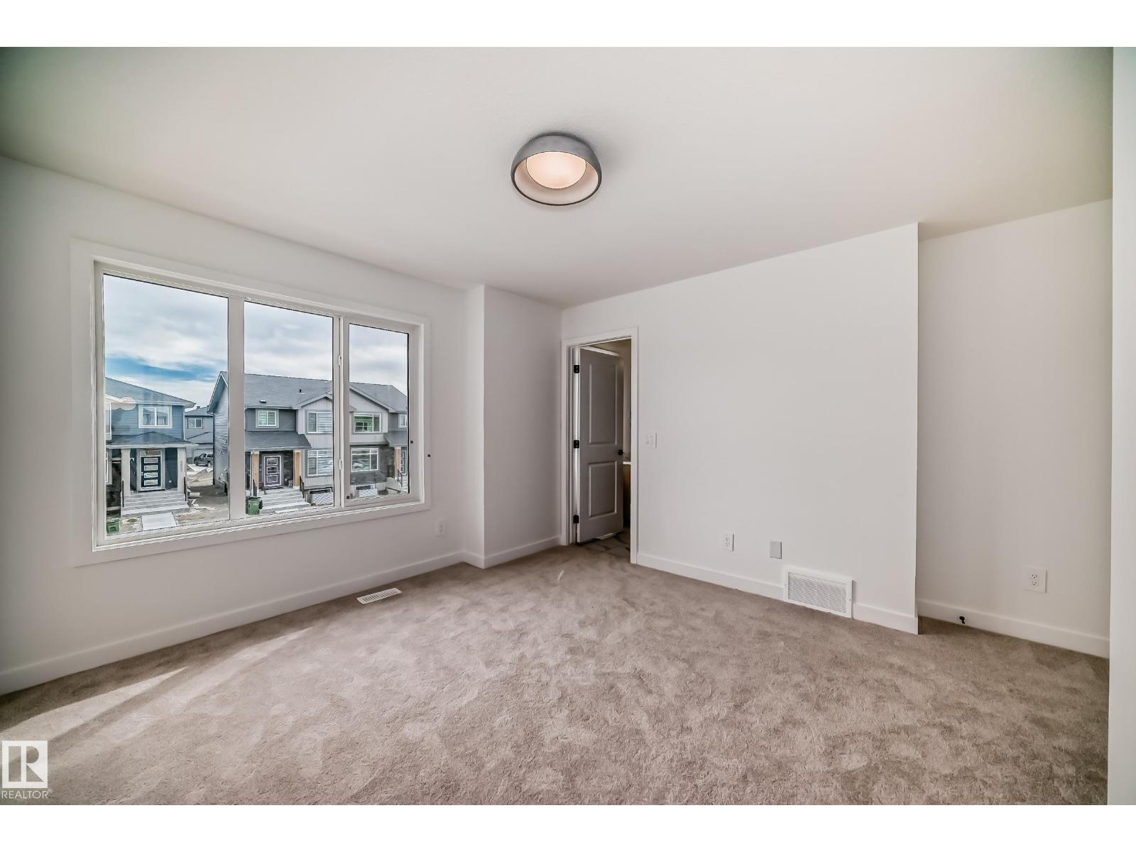 2638 62 ST SW - 20
