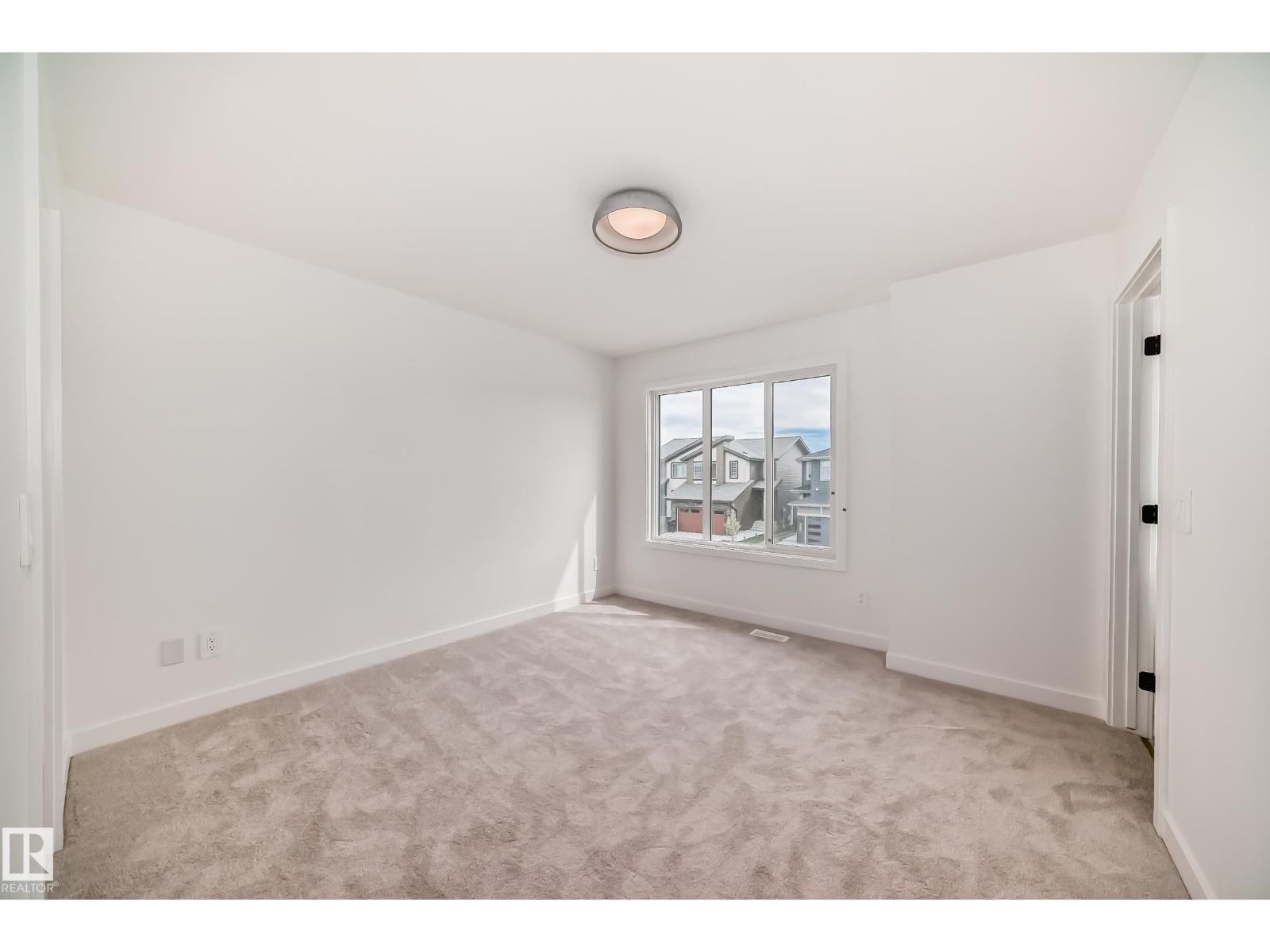 2638 62 ST SW - 21