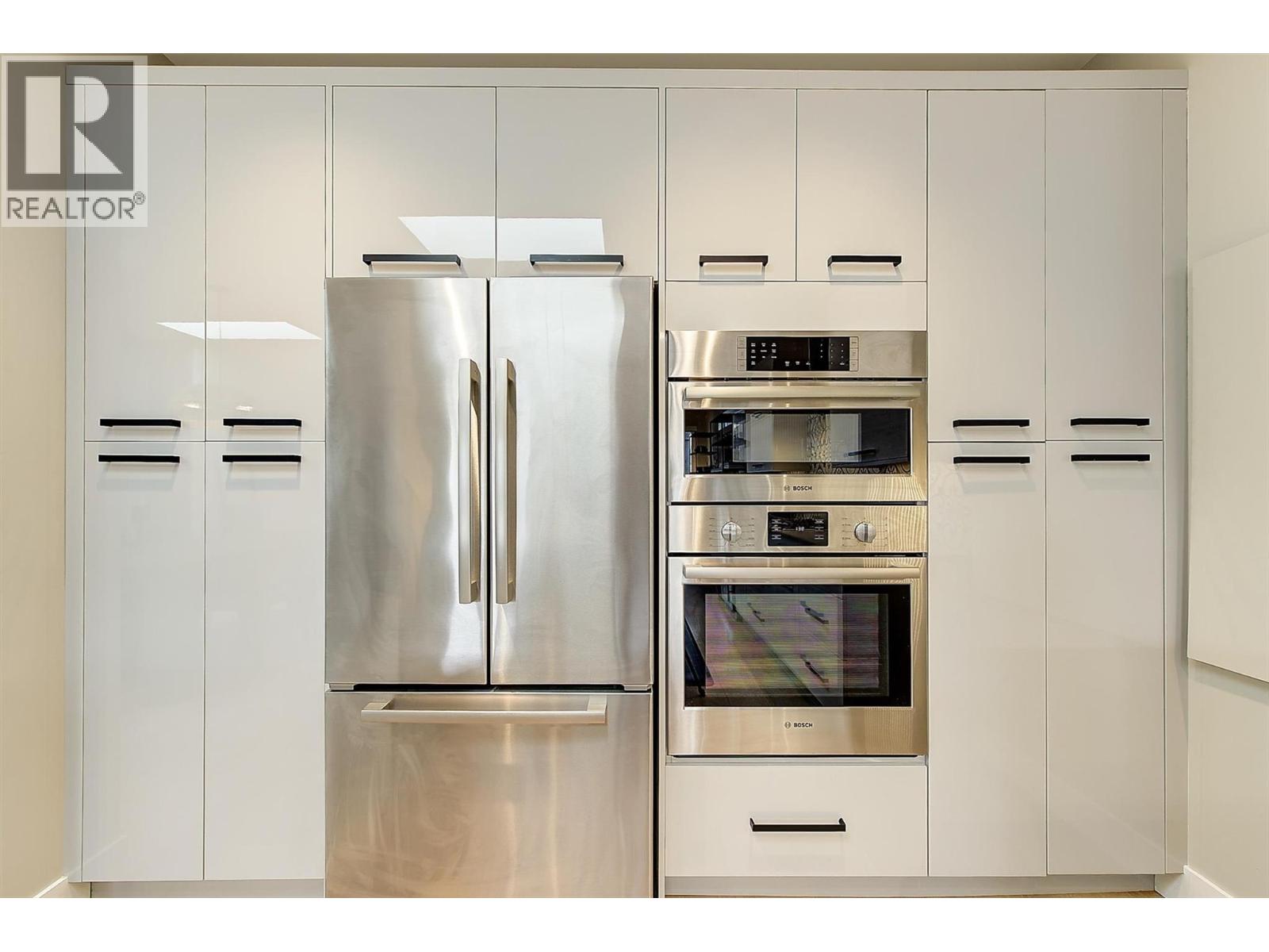 553 Patterson Avenue - 7