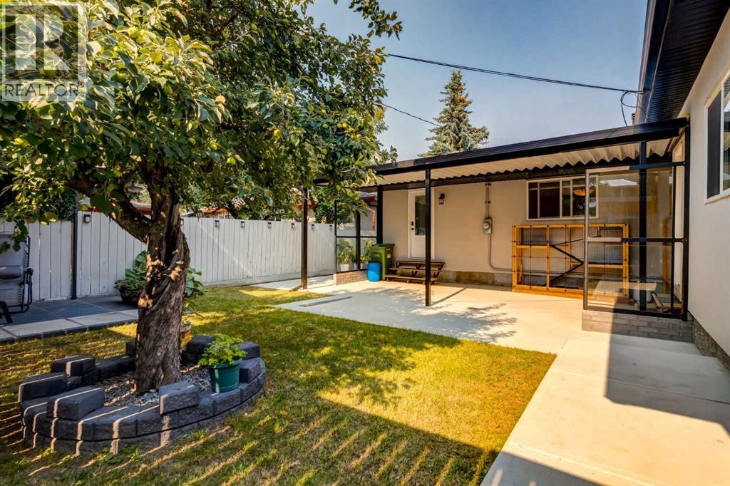 23 Sussex Crescent SW - Image 37