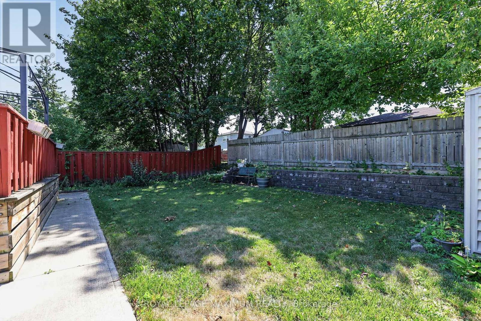 42 PERGOLA ROAD - 33