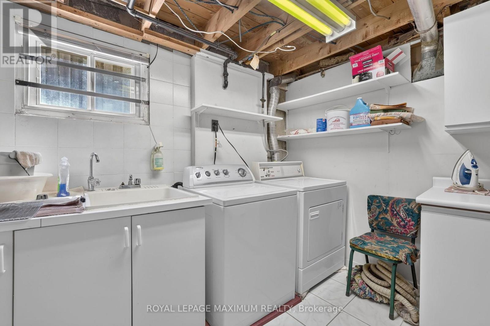 42 PERGOLA ROAD - 29