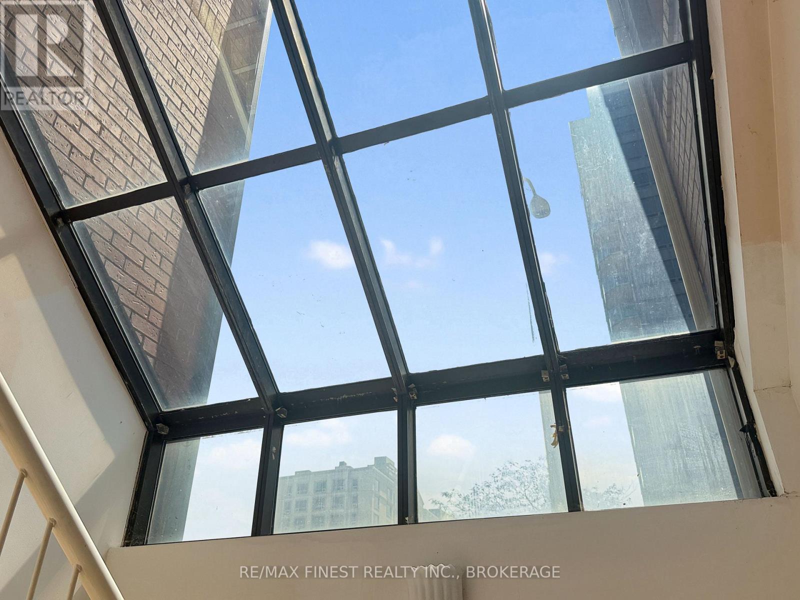 104 ONTARIO STREET - Image 10