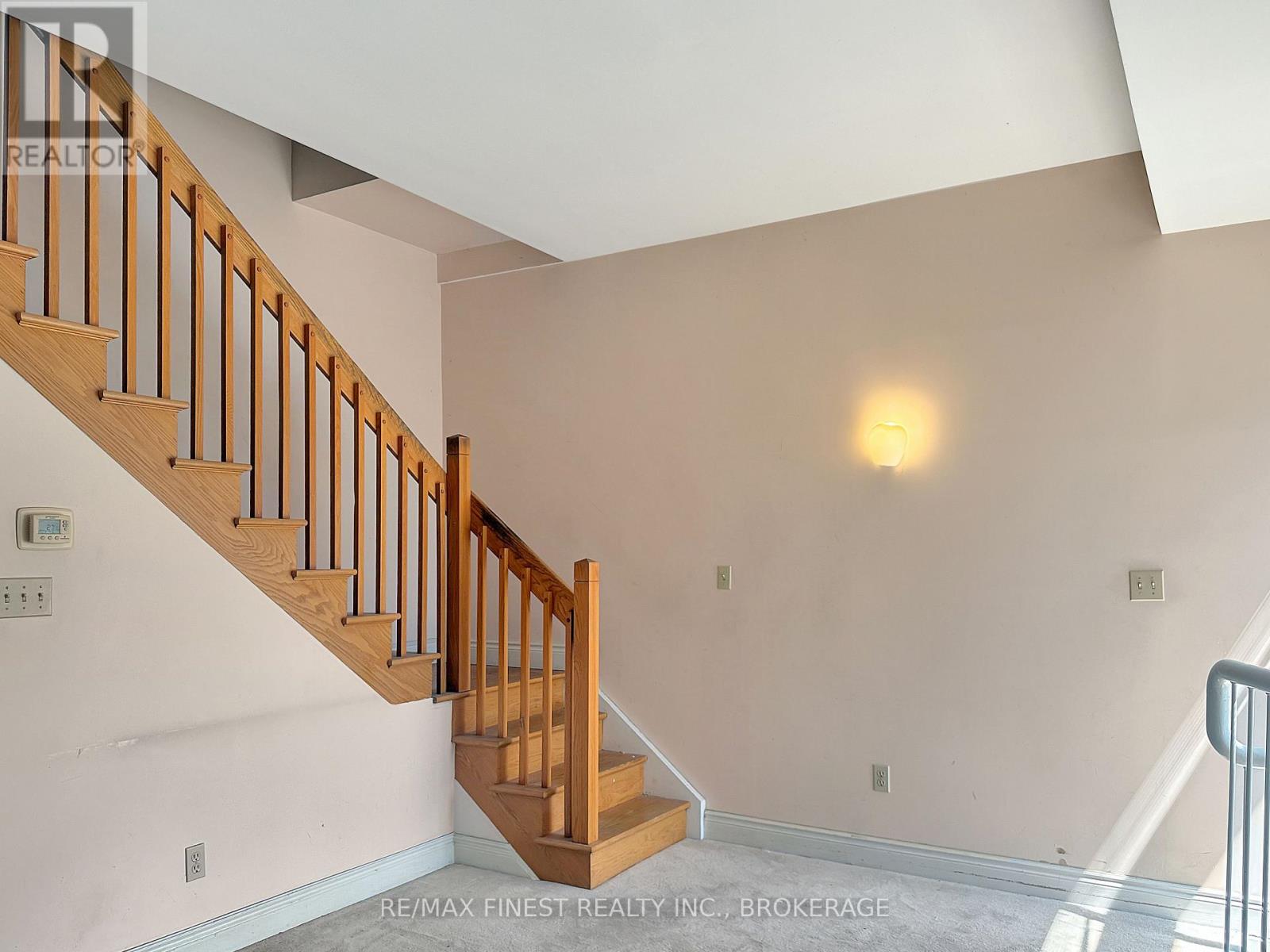 104 ONTARIO STREET - Image 22