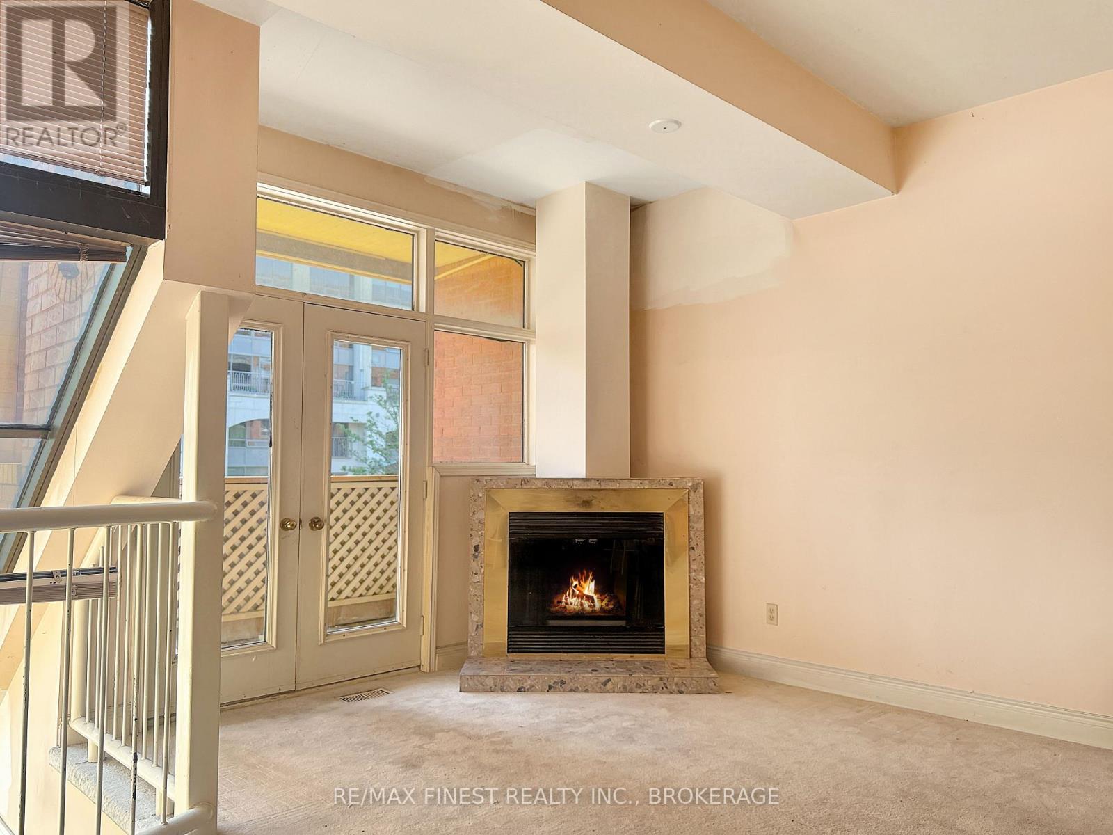 104 ONTARIO STREET - 23