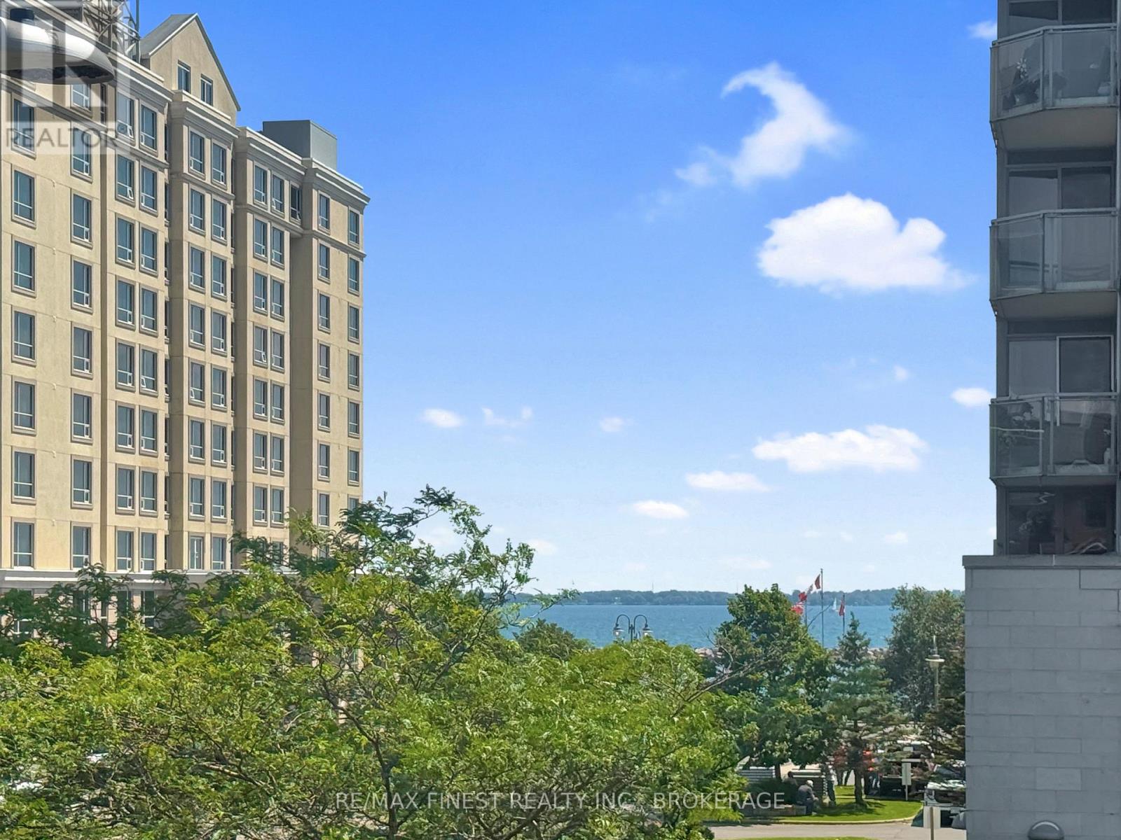 104 ONTARIO STREET - Image 27