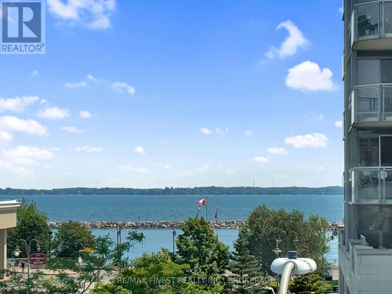 104 ONTARIO STREET - Image 33