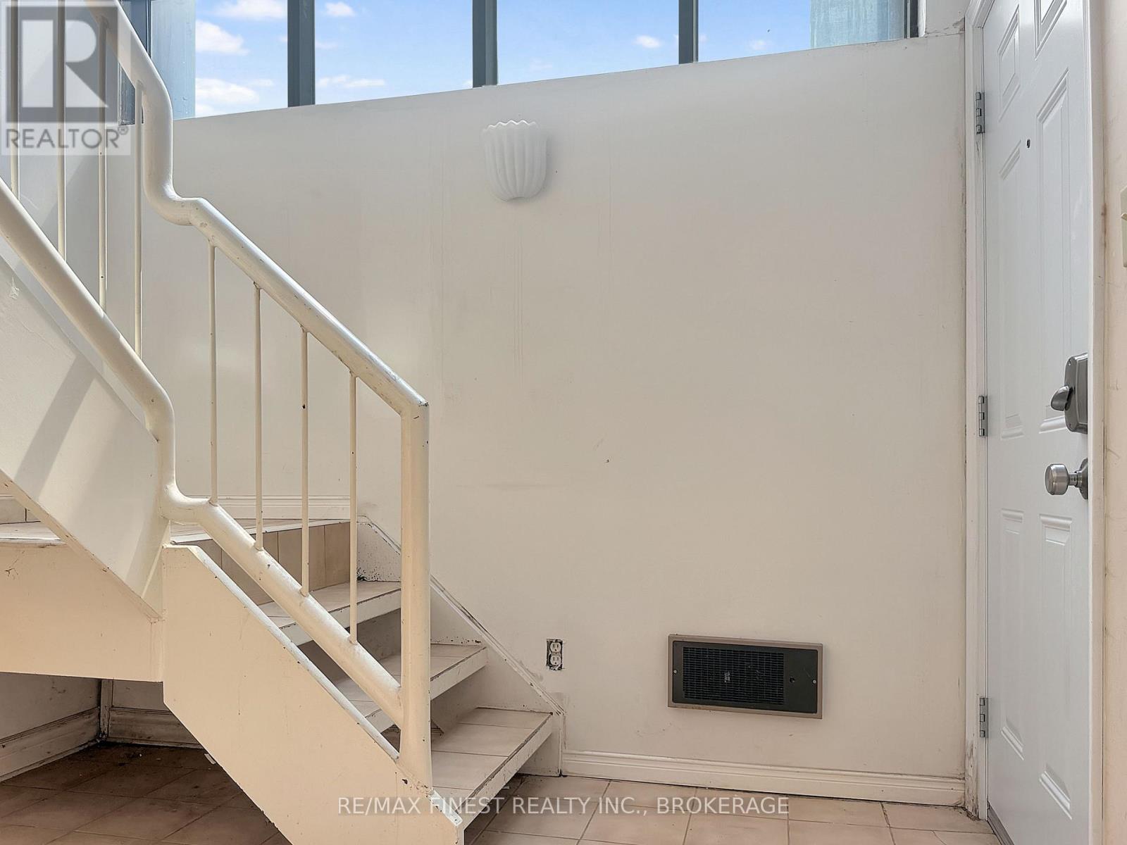 104 ONTARIO STREET - Image 8