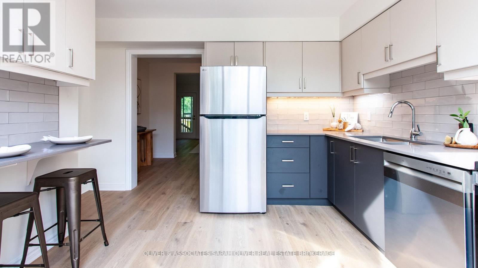 #14 683 WINDERMERE ROAD - 11