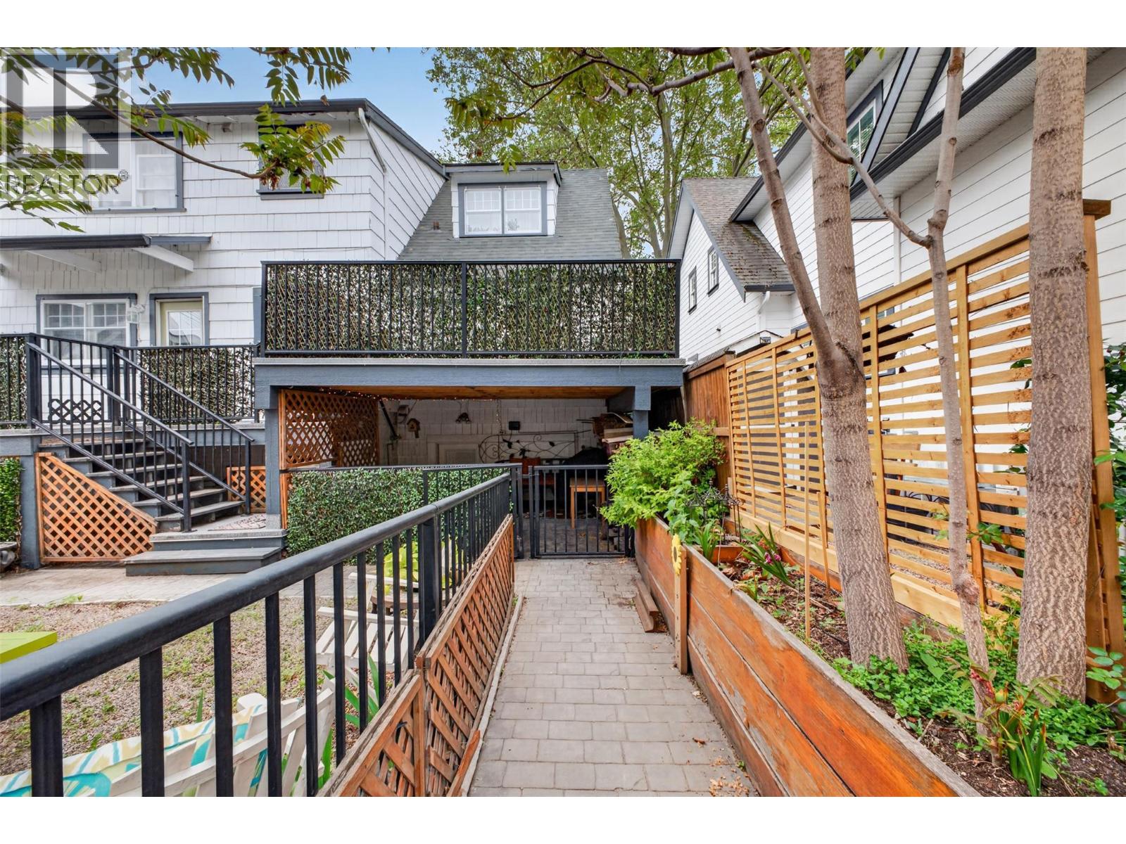260 Lake Avenue - Image 68