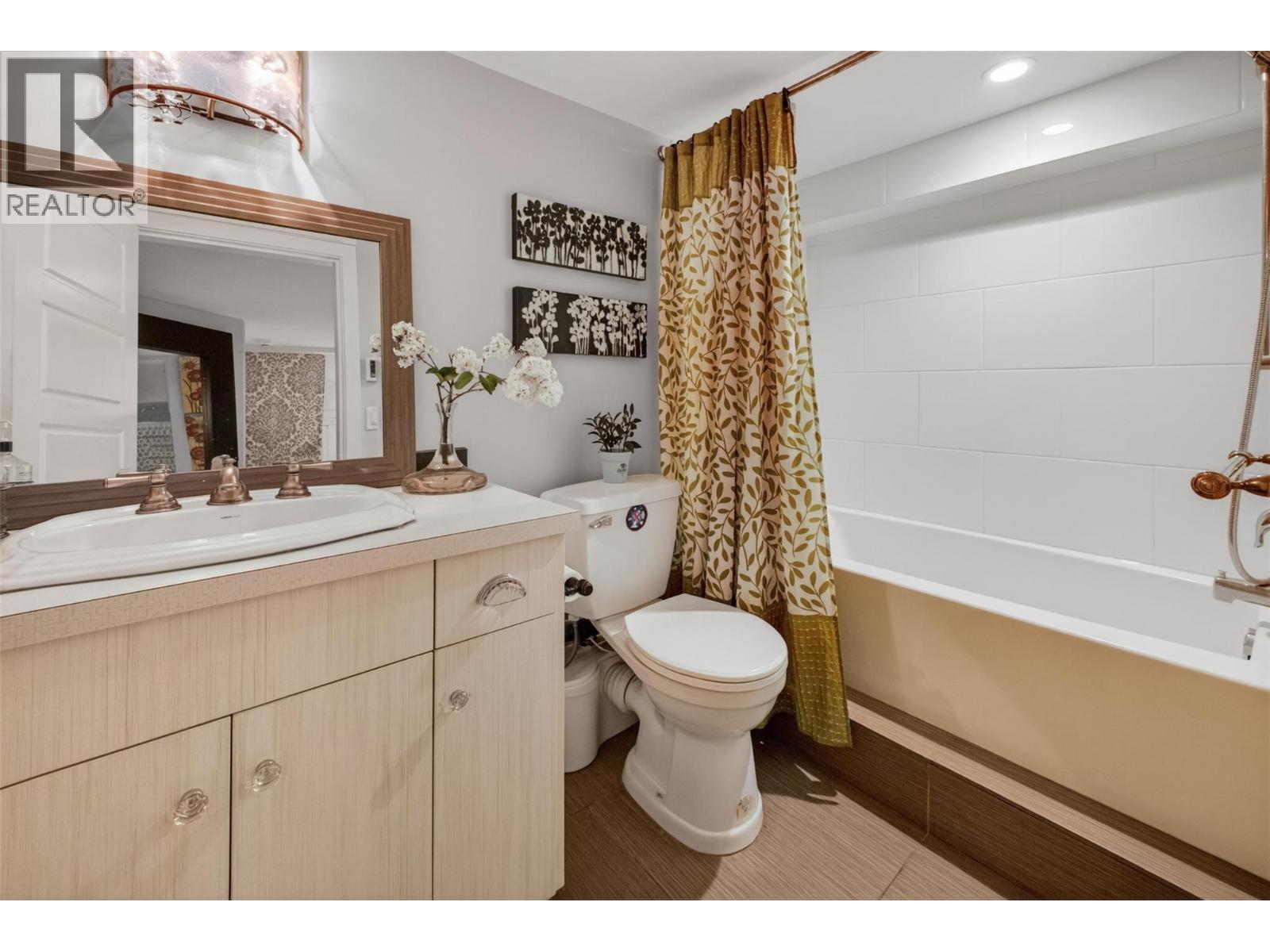 260 Lake Avenue - 58