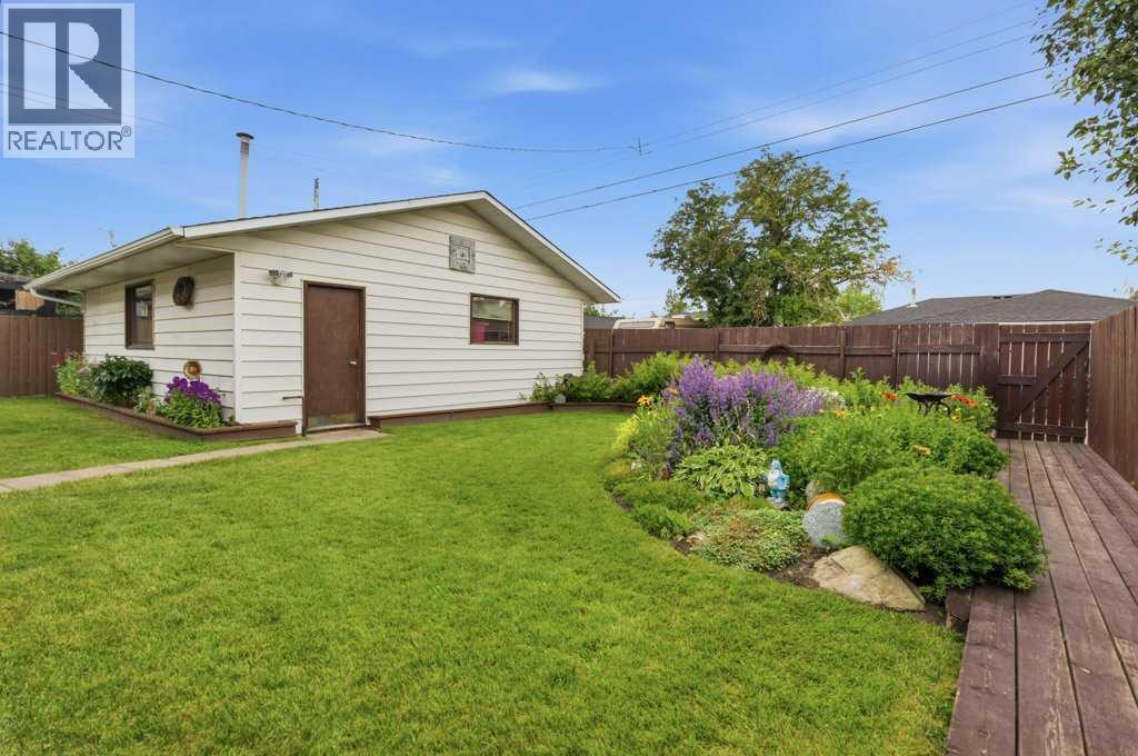 9511 Academy Drive SE - Image 31