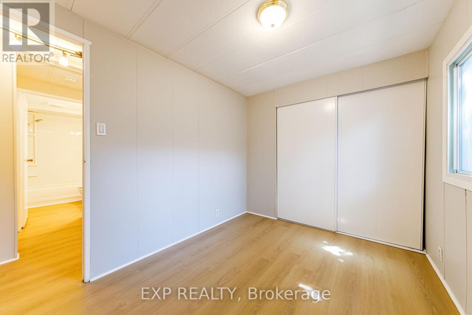 21 MAPLEWOOD AVENUE - 11