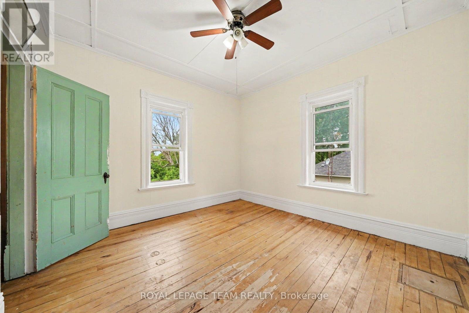 18 MOFFAT STREET - Image 21