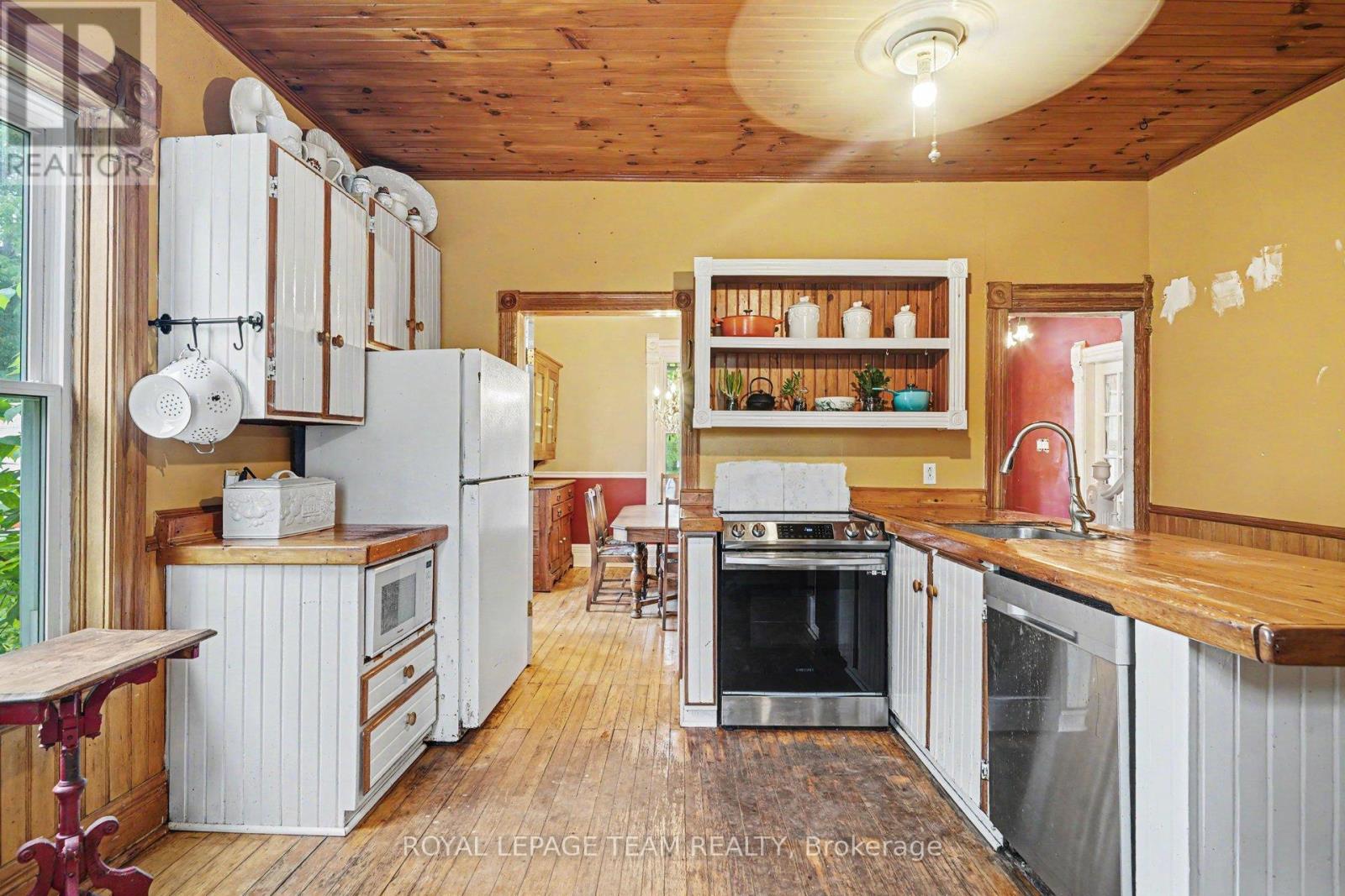 18 MOFFAT STREET - Image 7