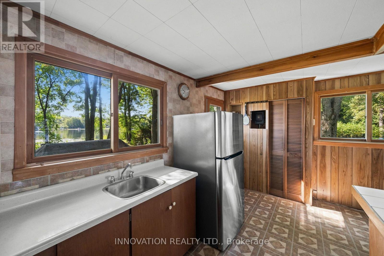 101 MACHIN DRIVE - 16