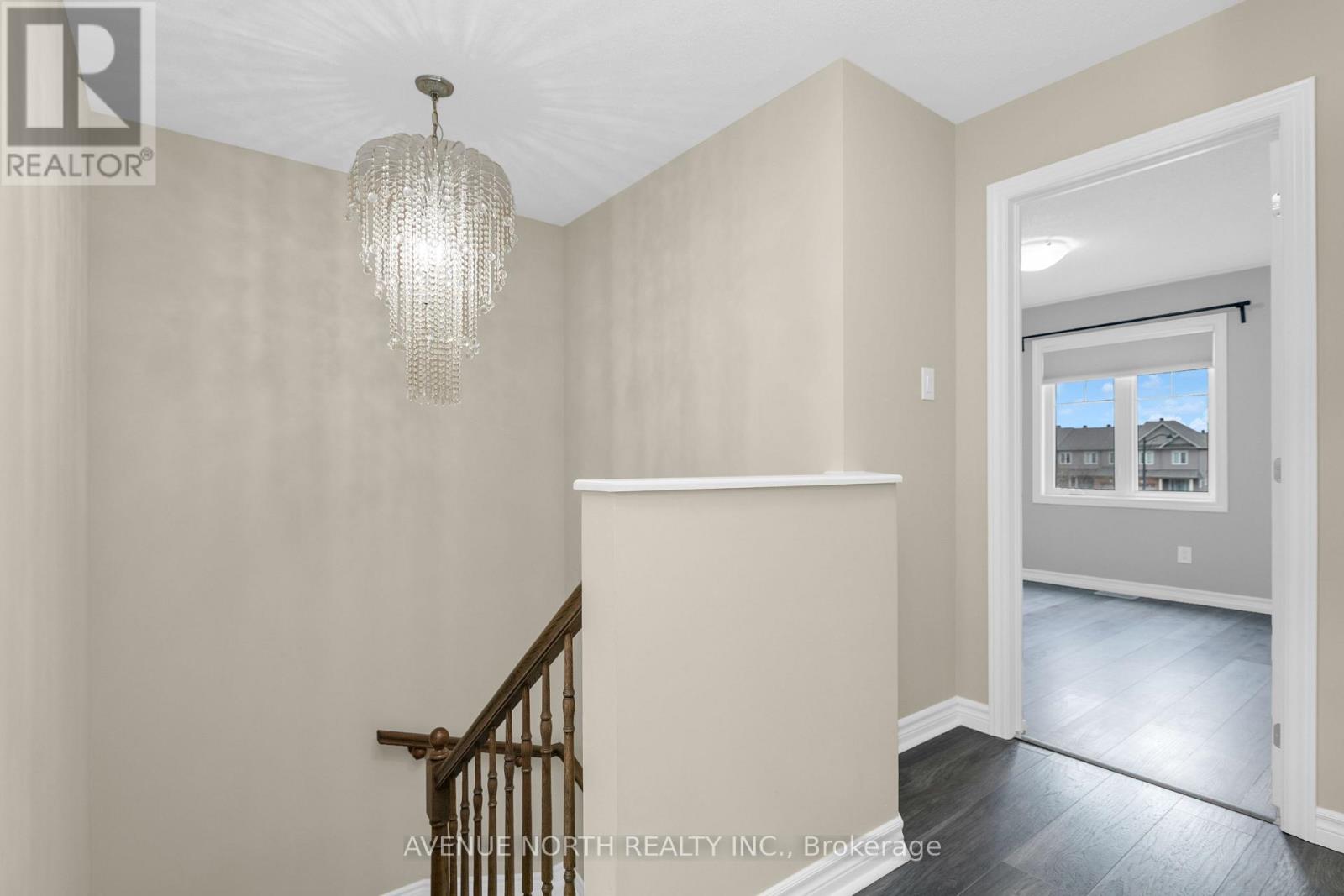 3 Bed, 3 Bath House for Sale in Ottawa – 940 KILBIRNIE DRIVE, Ottawa – MLS# X13651674 - Image 31
