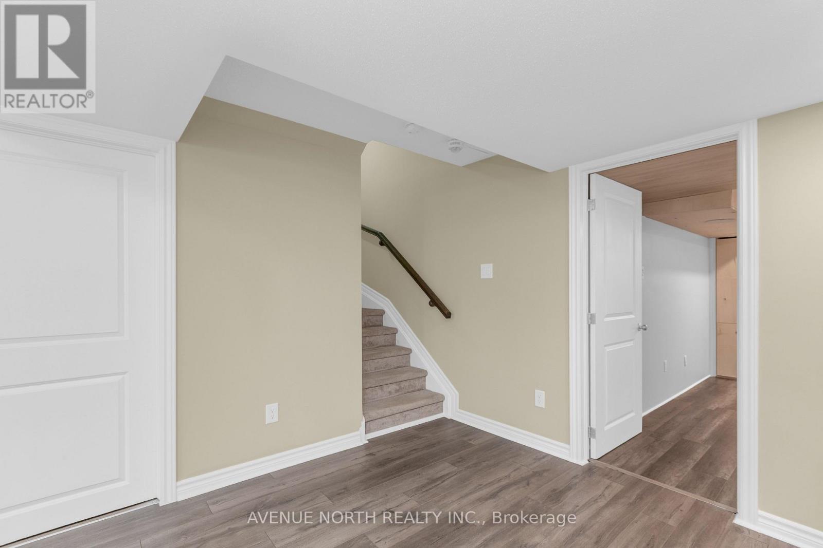 3 Bed, 3 Bath House for Sale in Ottawa – 940 KILBIRNIE DRIVE, Ottawa – MLS# X13651674 - Image 45