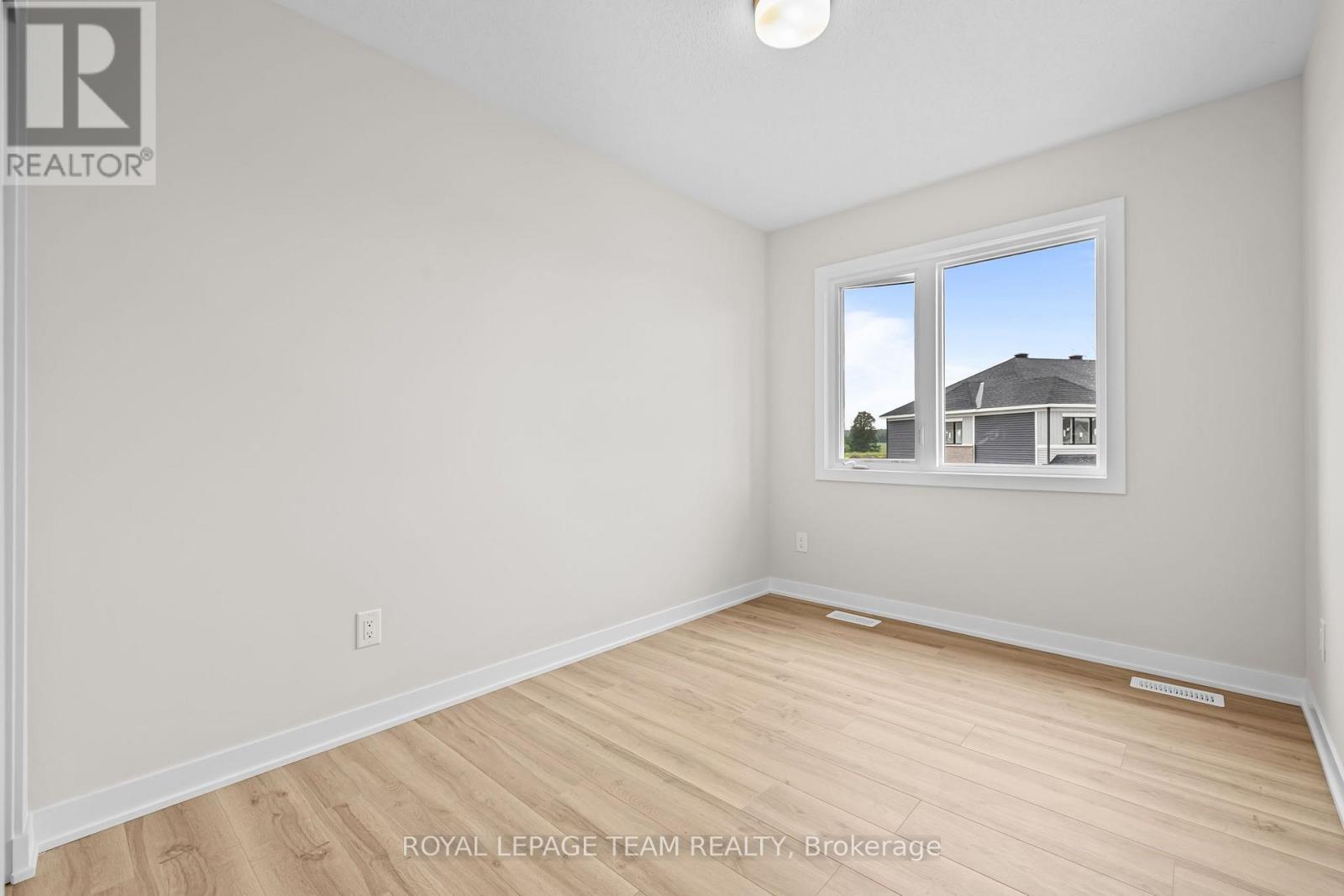 4 Bed, 4 Bath House for Rent in Ottawa – 741 HAFLINGER ROW, Ottawa – MLS# X13651774 - Image 14