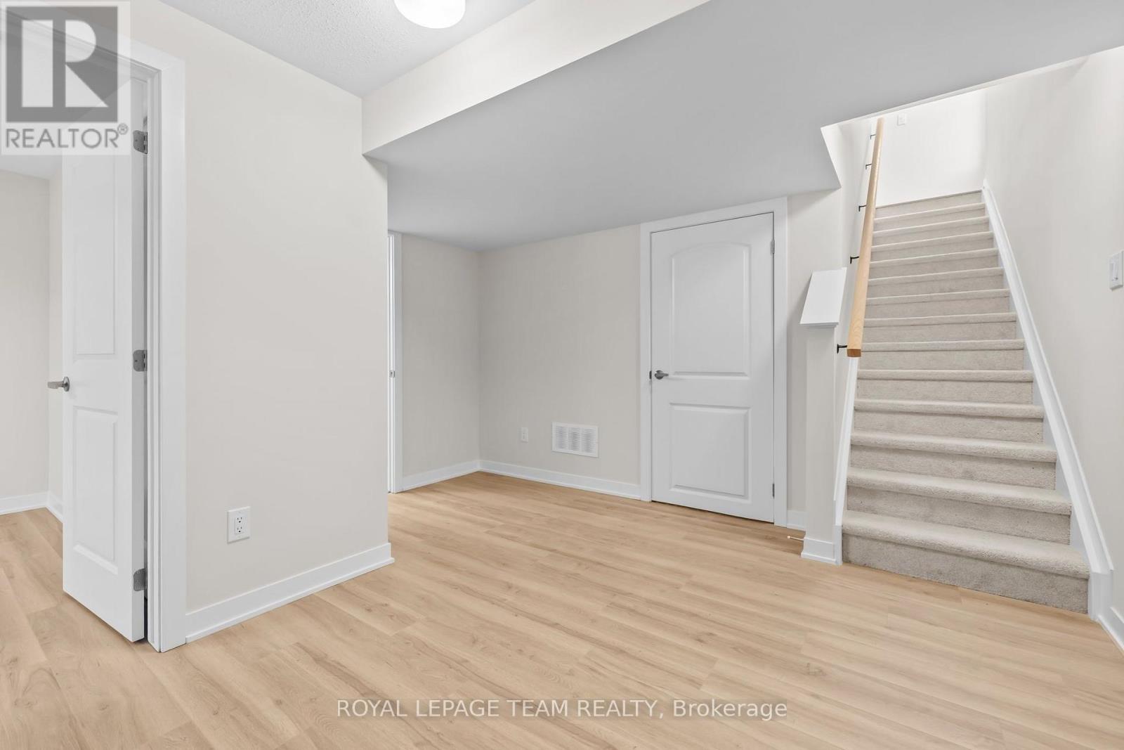 4 Bed, 4 Bath House for Rent in Ottawa – 741 HAFLINGER ROW, Ottawa – MLS# X13651774 - Image 17