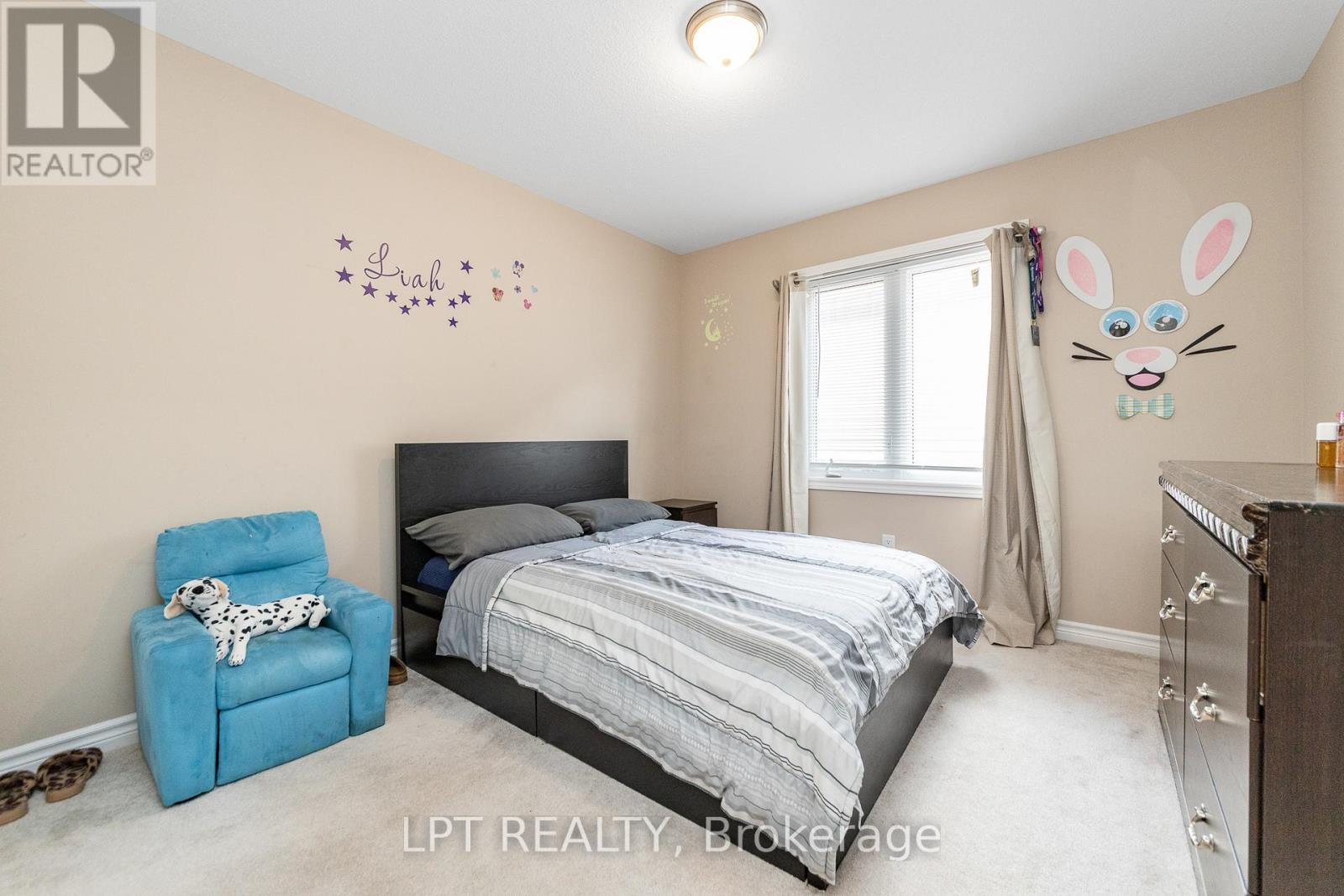 908 PEDIGREE STREET - 25