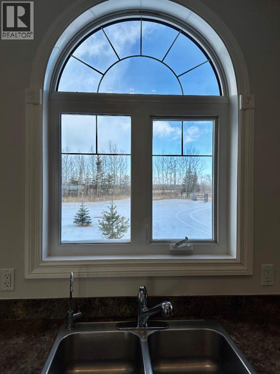 67550 165 Range Road - Image 5