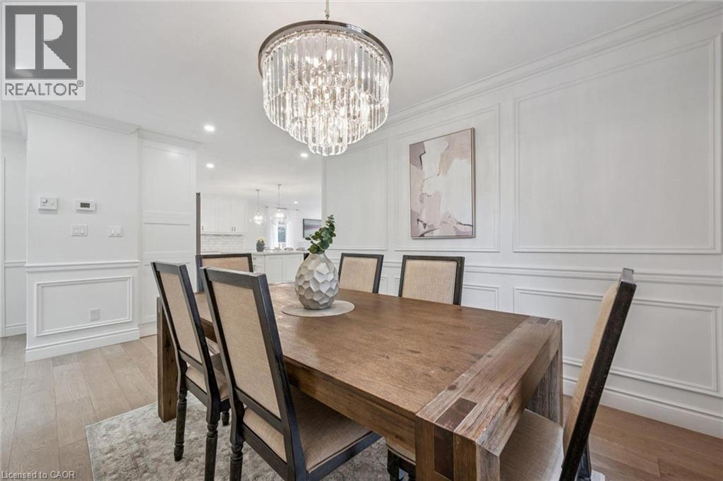 18 KEYS Crescent - 11